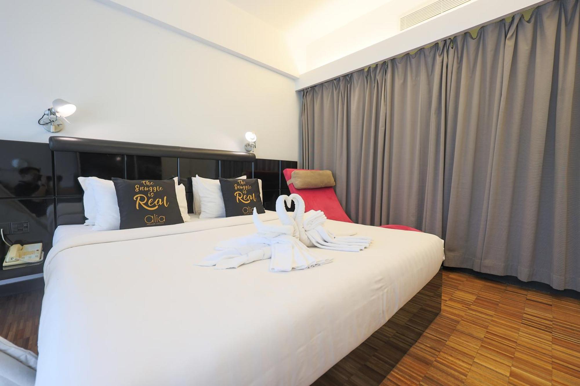 Premium Tent Room